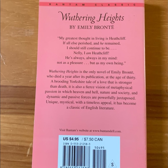 Wuthering Heights paperback 📖 - Picture 3 of 3